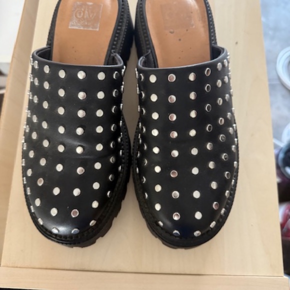 ✨ Dolce Vita Studded Slip-Ons — Size 8 - Picture 3 of 5